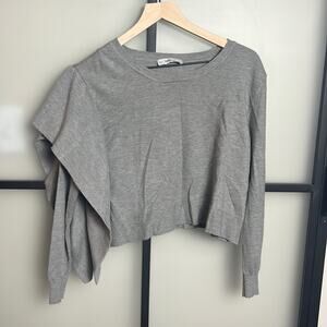 Zara Knit Premium Gray Crop Ruffle Sweater Sz. Medium
